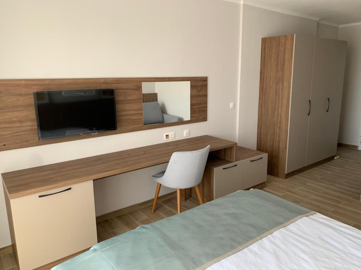 Cinema Hotel Primorsko Eksteriør bilde