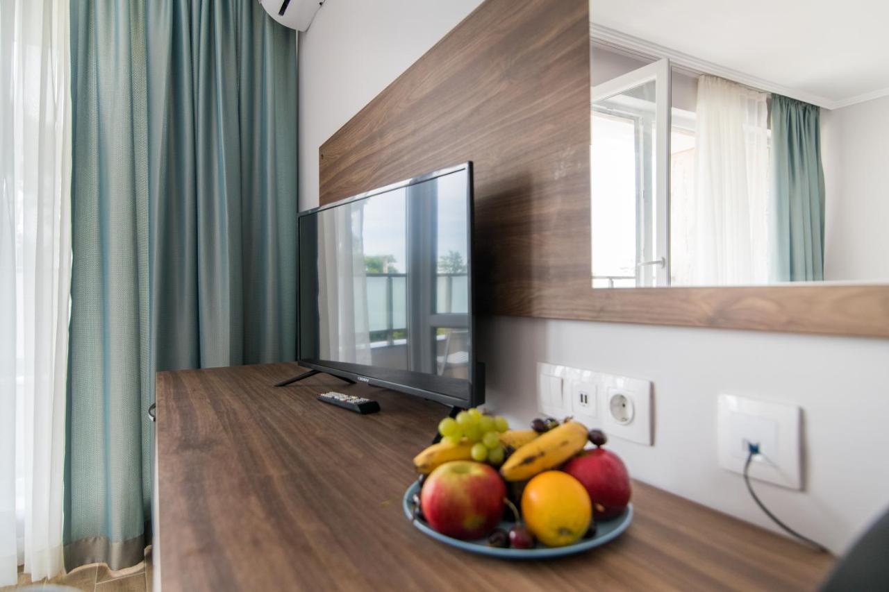 Cinema Hotel Primorsko Eksteriør bilde