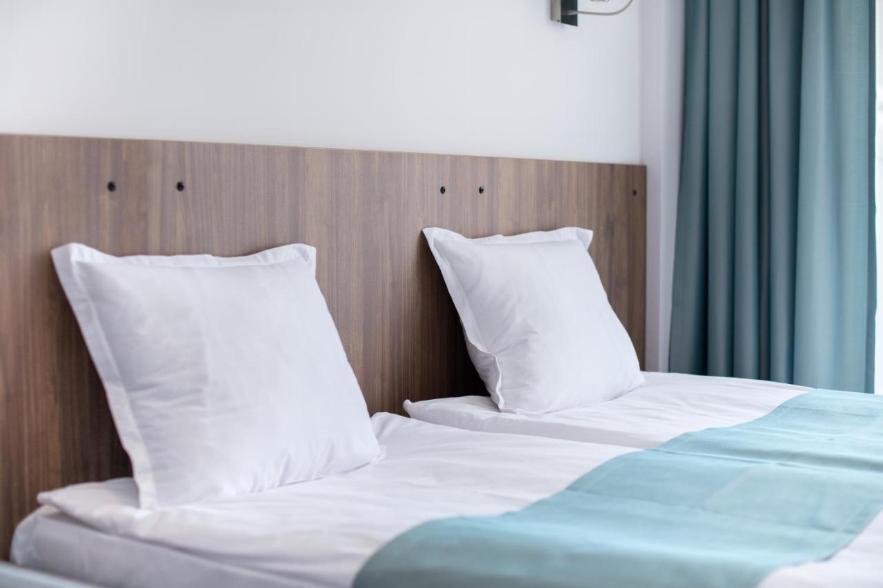 Cinema Hotel Primorsko Eksteriør bilde