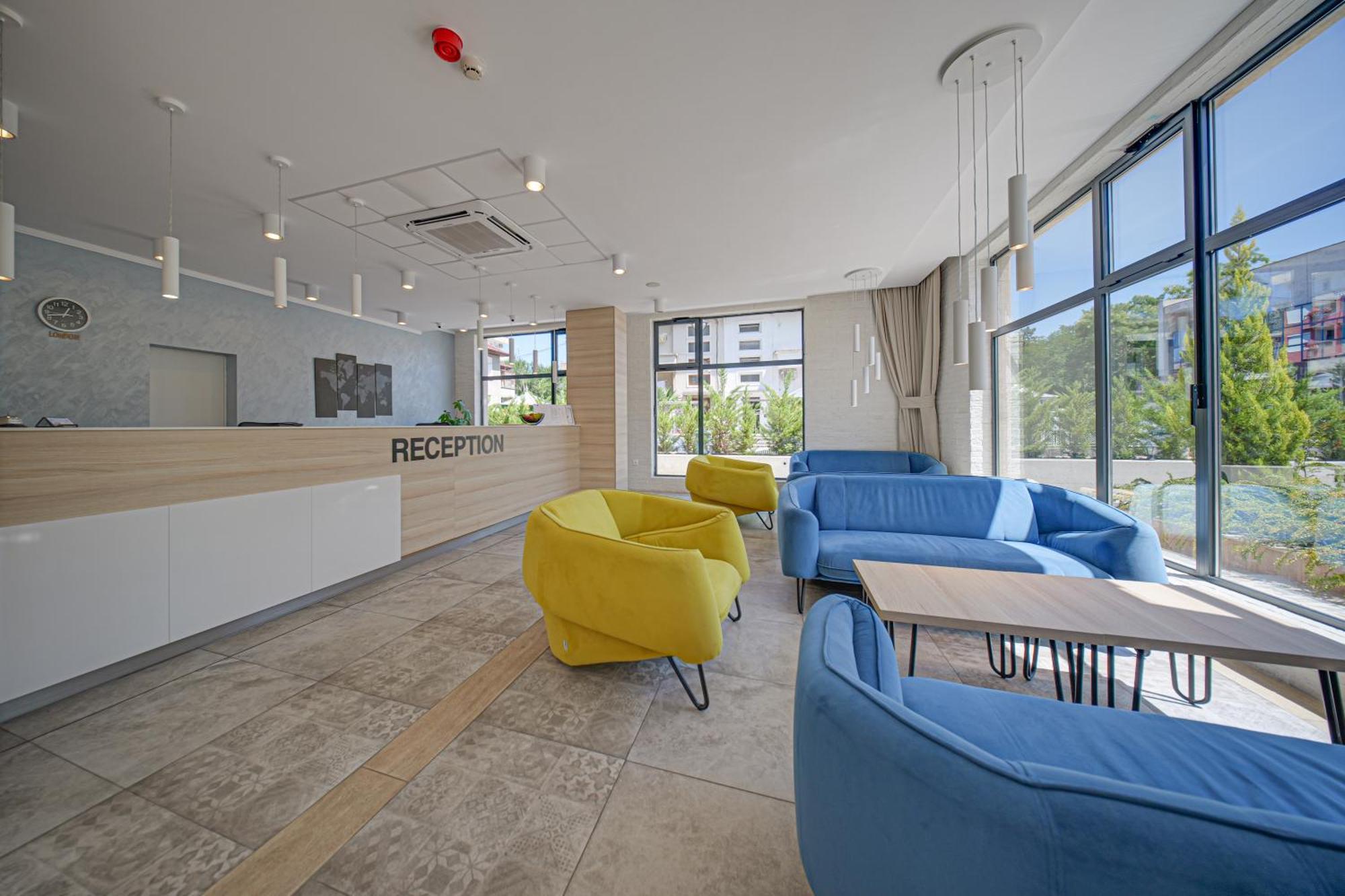 Cinema Hotel Primorsko Eksteriør bilde